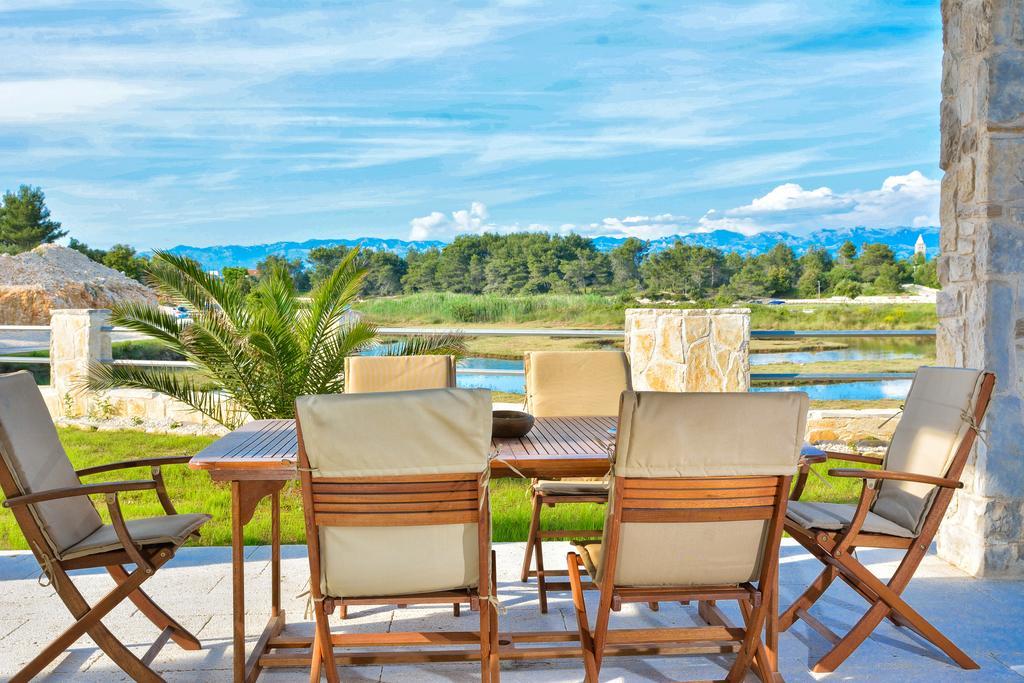 Amazing Villa Ele Затон Екстериор снимка