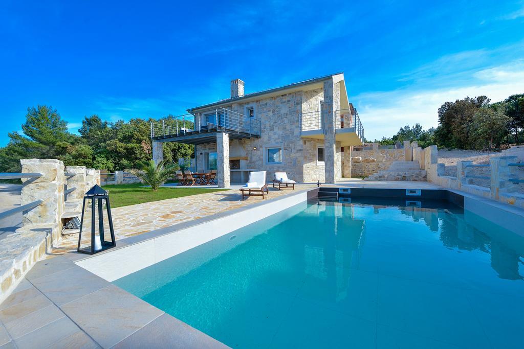 Amazing Villa Ele Затон Екстериор снимка